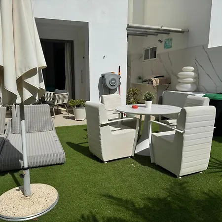 Апартаменты Luxe In De Cortesin D38
