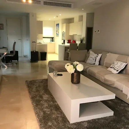 Апартаменты Luxe In De Cortesin D38 Эстепона