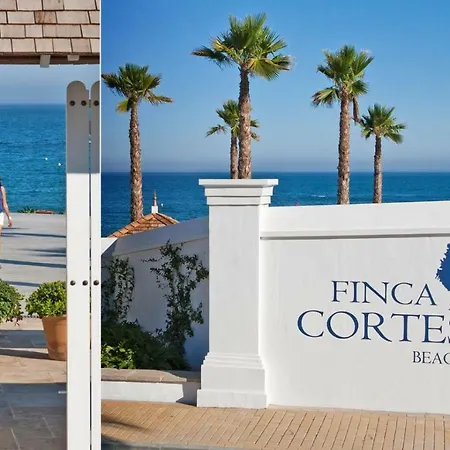 아파트 Luxe In De Cortesin D38 에스테포나