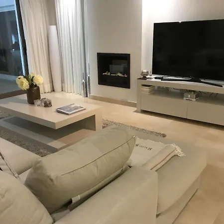 Luxe In De Cortesin D38 Apartmán