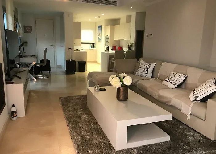 Apartamento Luxe In De Cortesin D38 Estepona